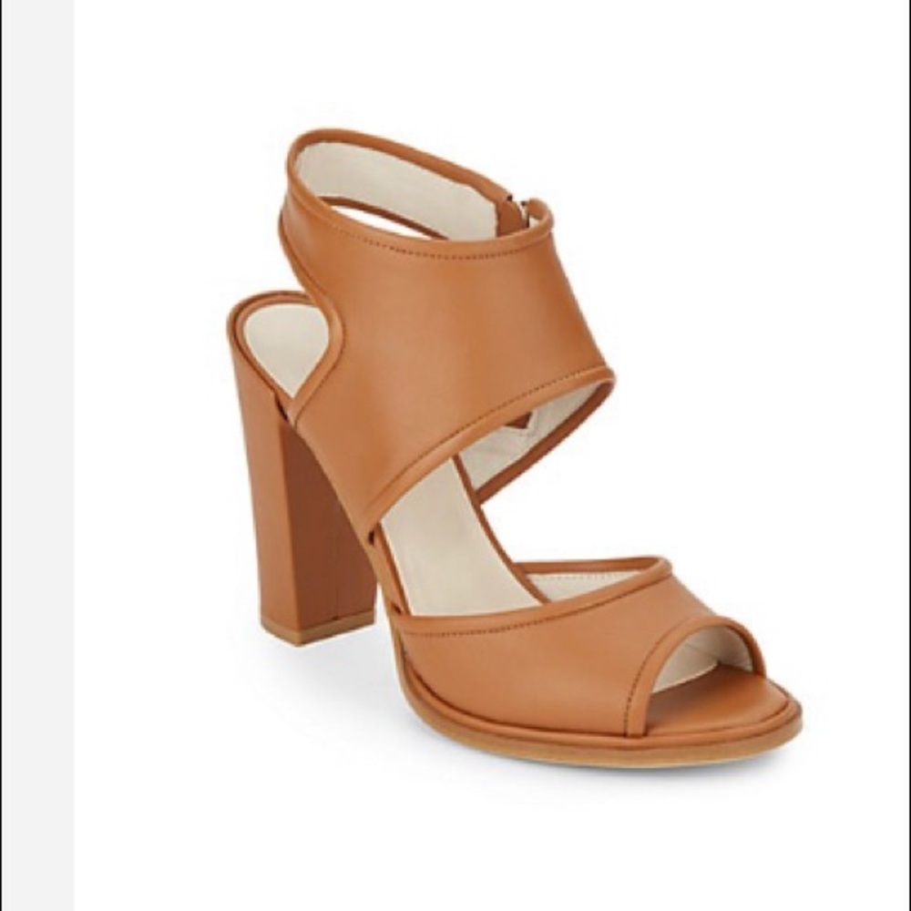 NWT Kenneth Cole Blocked Heeled Sandal